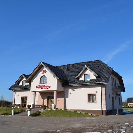 Hotel DĄBRÓWKA Niegowa Buitenkant foto